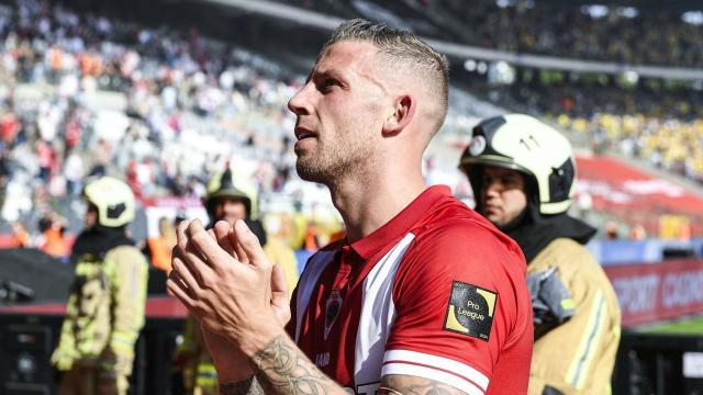 开云体育app-比利时铁卫宣布季末退役 曾因惊恐症告别国家队